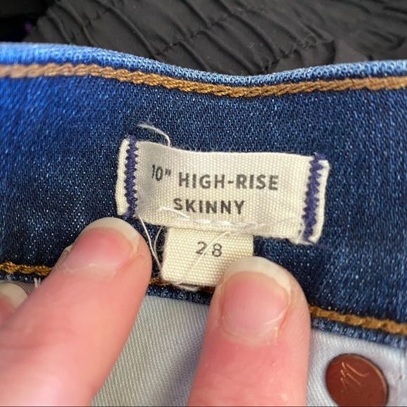 Madewell 10" High Rise Denim Skinny Jeans - Picture 5 of 9